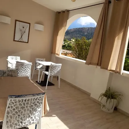 Guest house Residenza La Ferula Apartrooms Chia